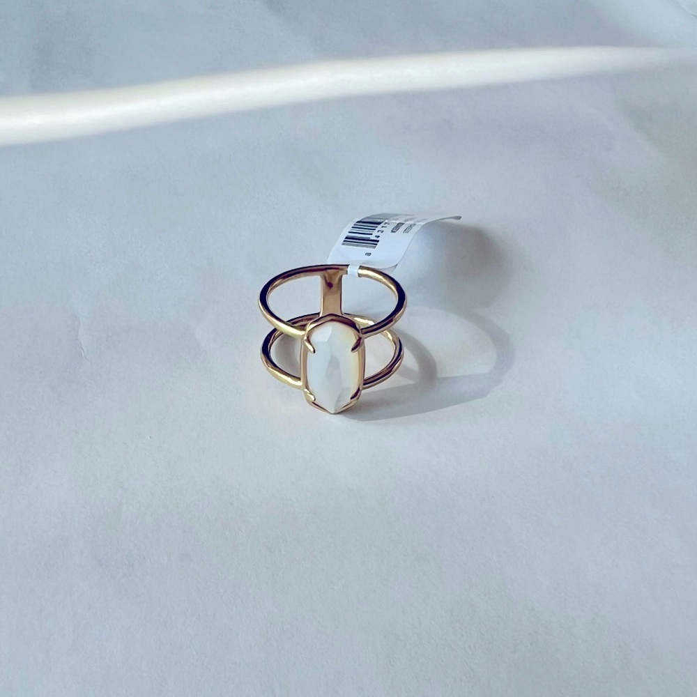 Elyse Ring 18k Gold Vermeil Ivory Mop 8